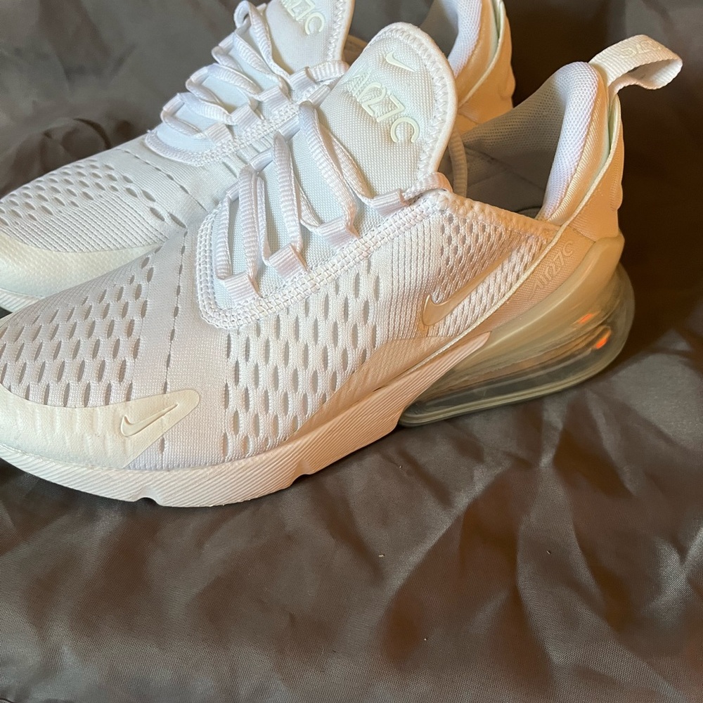 Nike Air Max 270 ‘ White Metallic Silver’